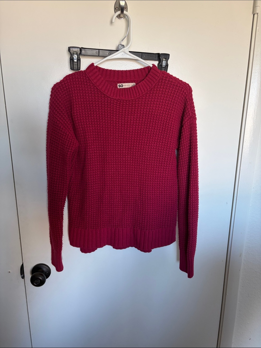 SO Waffle-Knit Crewneck Sweater in Raspberry